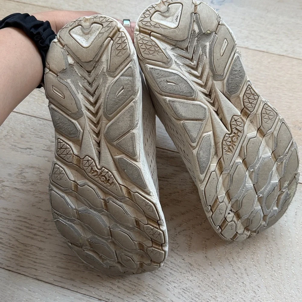 HOKA CLIFTON Almond, Size 6.5 WIDE - Picture 5 of 6